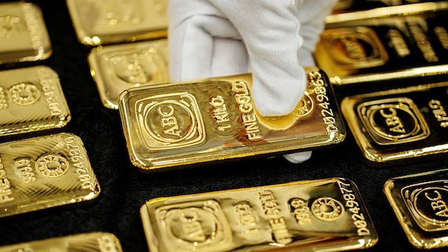 Giá vàng thế giới tiếp tục tăng tiến gần 4,840 USD