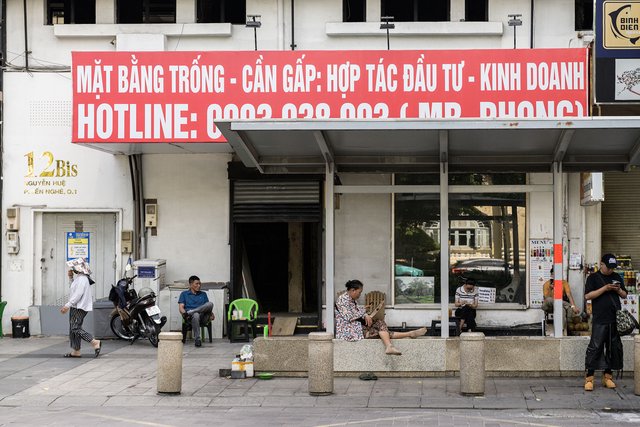 Mặt bằng cho thuê đất vàng trung tâm Sài Gòn ế khách