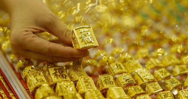 Giá vàng SJC ngày 17/5: chênh nội - ngoại gần 20 triệu đồng