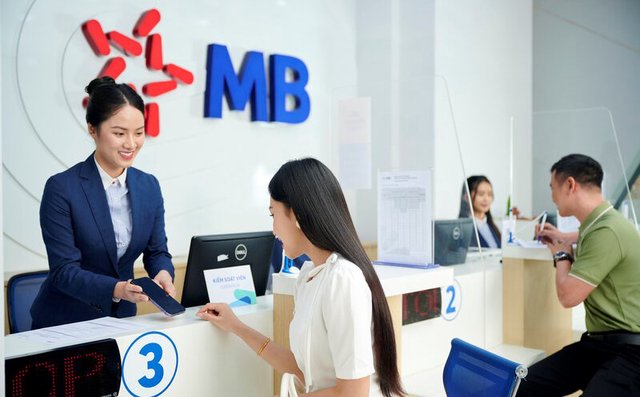 Phó Tổng Giám đốc MBBank đăng ký bán 1 triệu cổ phiếu MBB