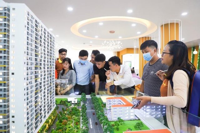 Hơn 2.600 doanh nghiệp bất động sản thành lập mới trong 5 tháng